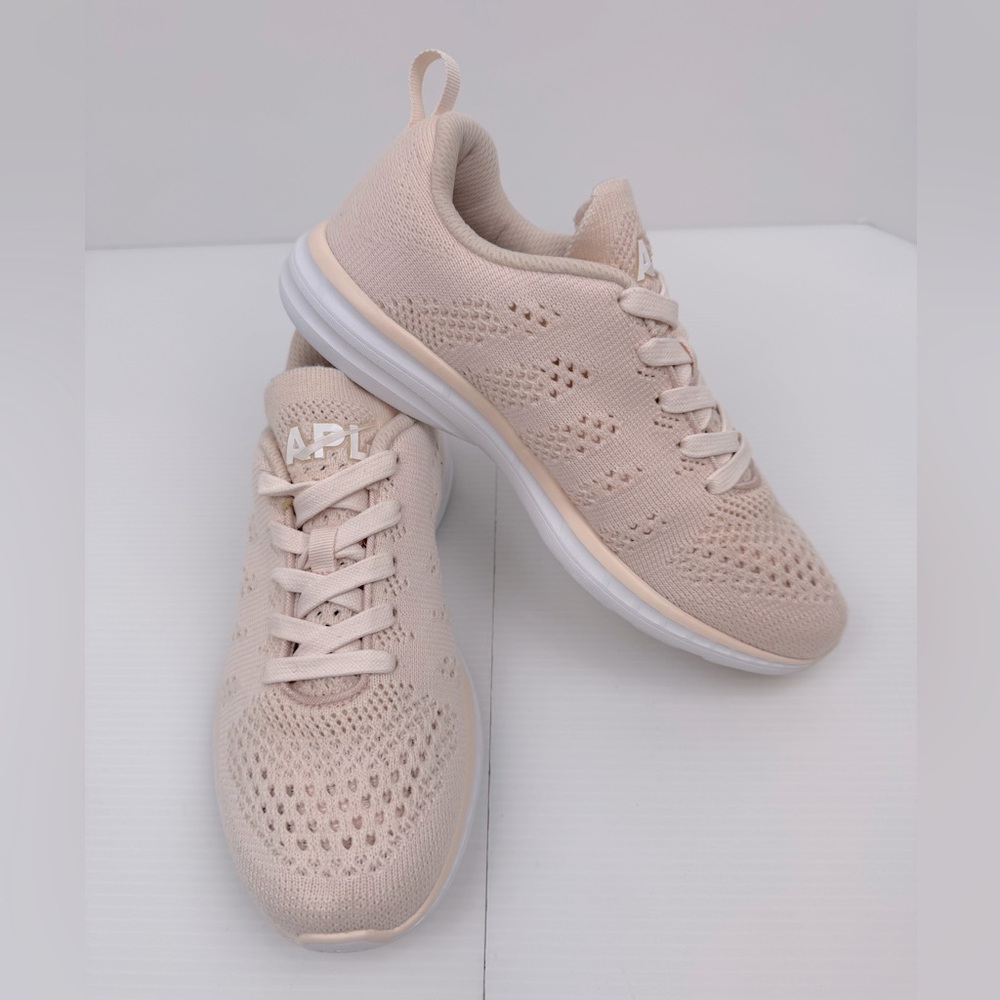 APL Techloom Pro Running Shoes Women’s 6 Light Pink Peach Lace Up Lightweight